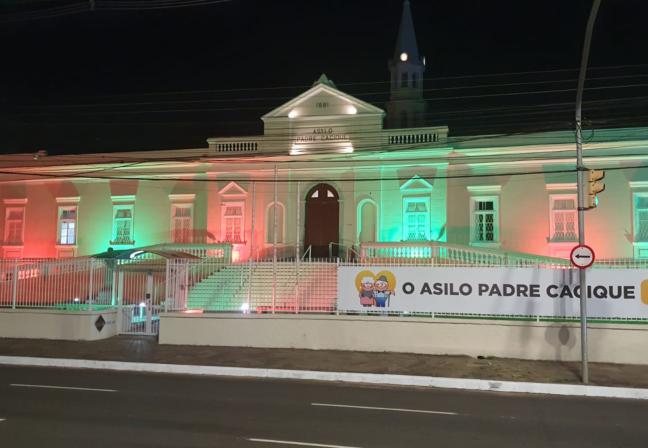 Asilo Padre Cacique celebra 150 anos da imigração italiana com iluminação especial